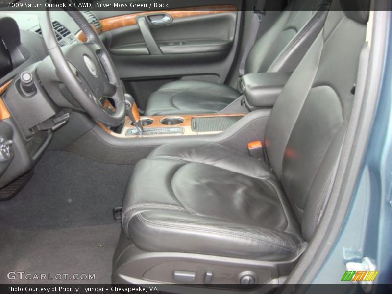  2009 Outlook XR AWD Black Interior