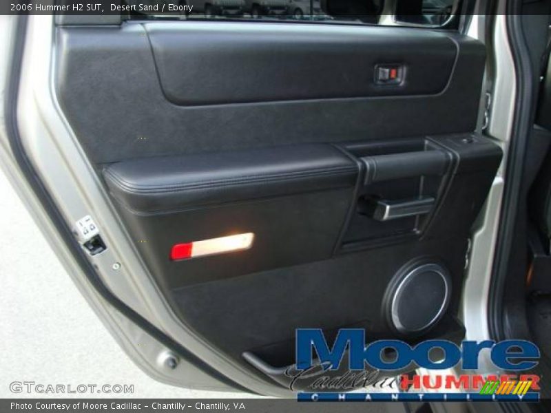 Desert Sand / Ebony 2006 Hummer H2 SUT