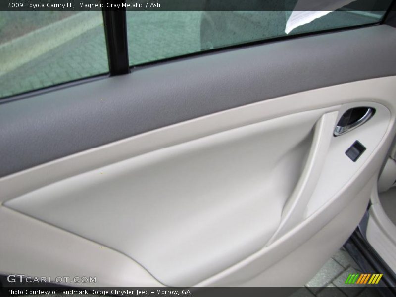 Magnetic Gray Metallic / Ash 2009 Toyota Camry LE