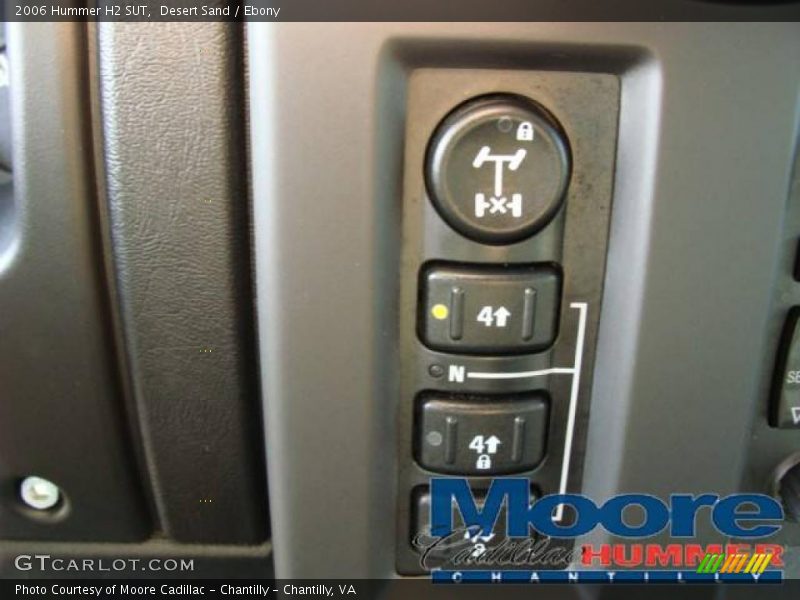 Desert Sand / Ebony 2006 Hummer H2 SUT