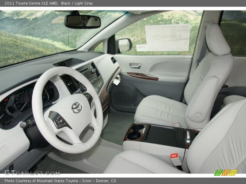 Black / Light Gray 2011 Toyota Sienna XLE AWD