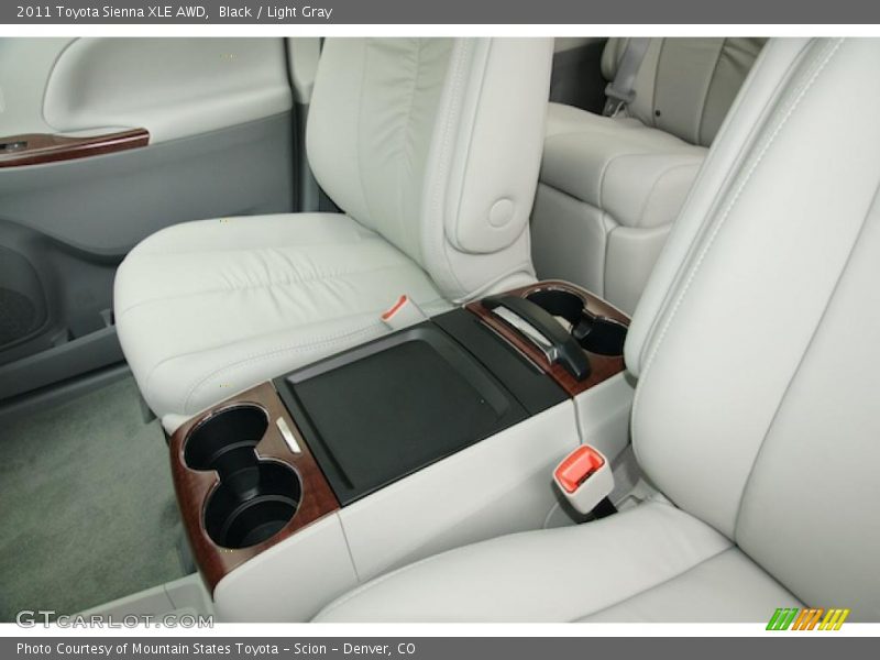 Black / Light Gray 2011 Toyota Sienna XLE AWD
