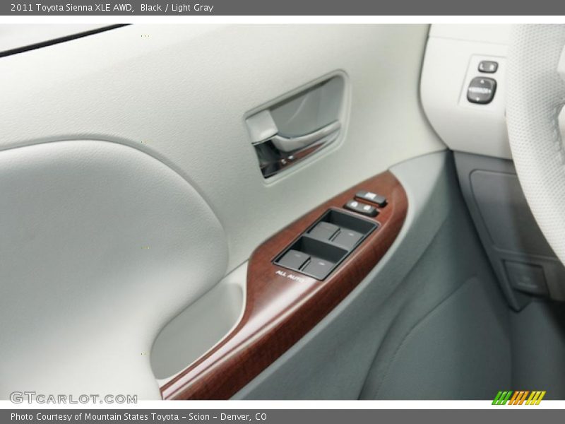 Black / Light Gray 2011 Toyota Sienna XLE AWD