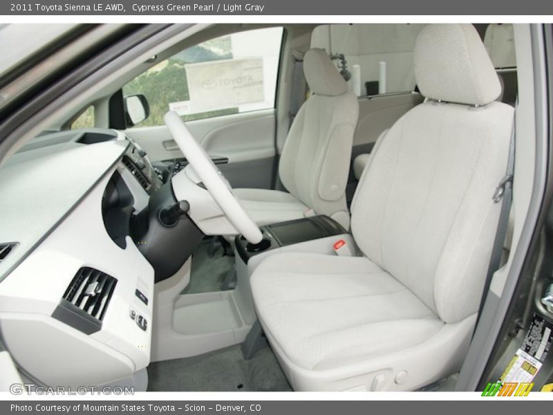  2011 Sienna LE AWD Light Gray Interior