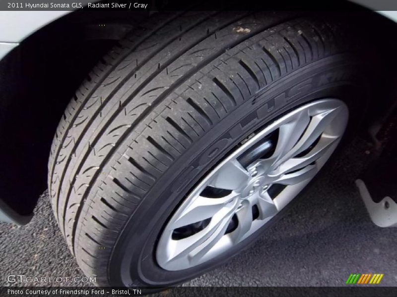Radiant Silver / Gray 2011 Hyundai Sonata GLS