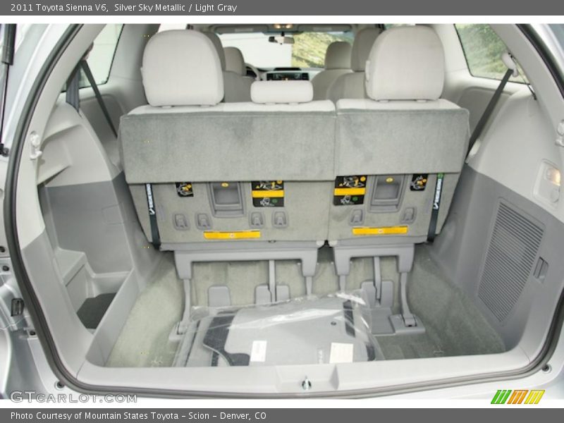 Silver Sky Metallic / Light Gray 2011 Toyota Sienna V6