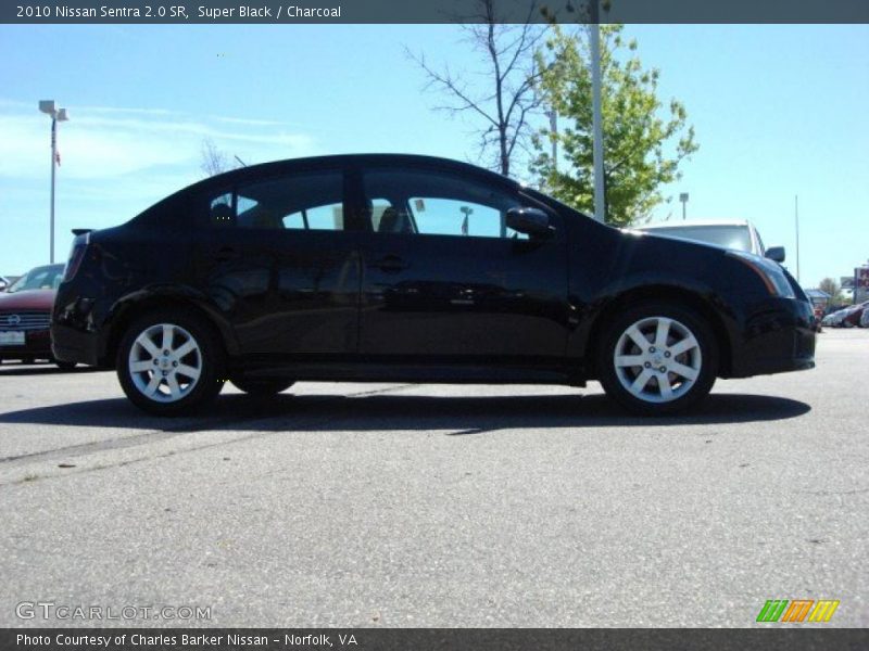 Super Black / Charcoal 2010 Nissan Sentra 2.0 SR