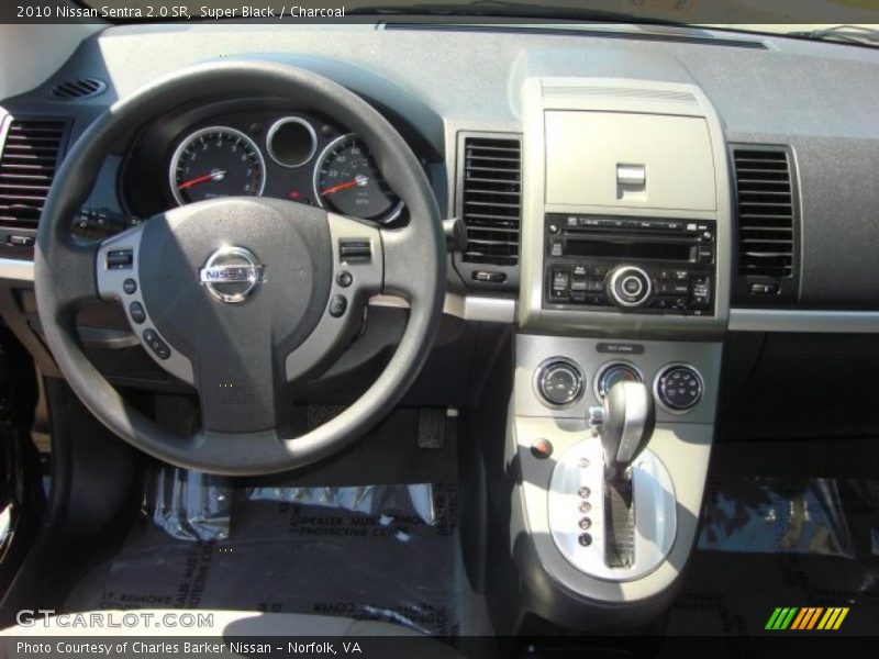Super Black / Charcoal 2010 Nissan Sentra 2.0 SR