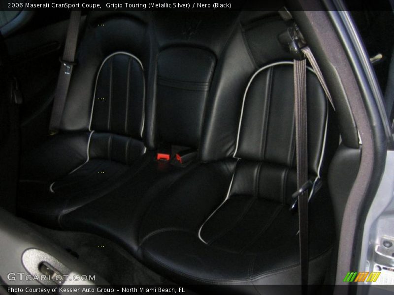  2006 GranSport Coupe Nero (Black) Interior