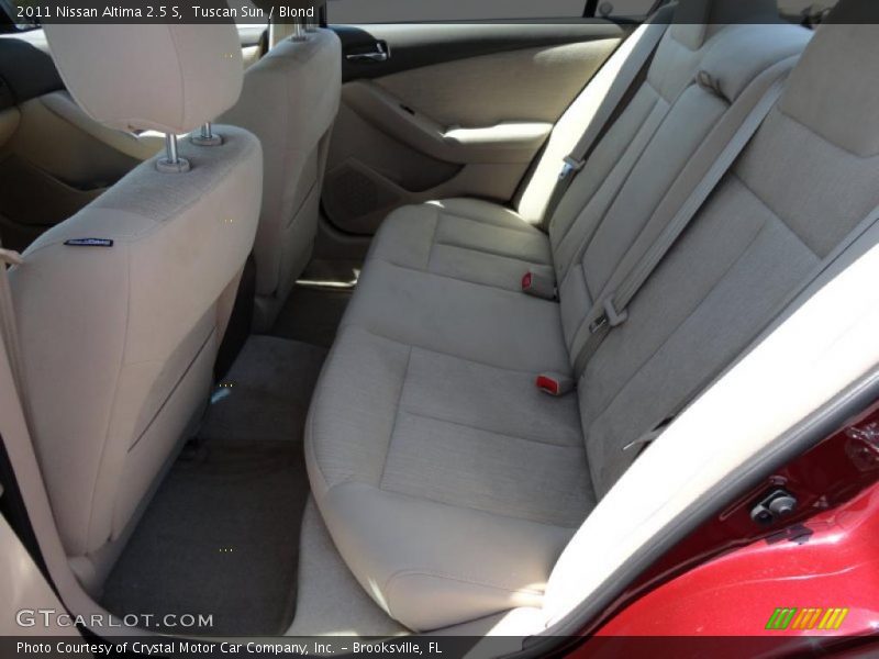 Tuscan Sun / Blond 2011 Nissan Altima 2.5 S