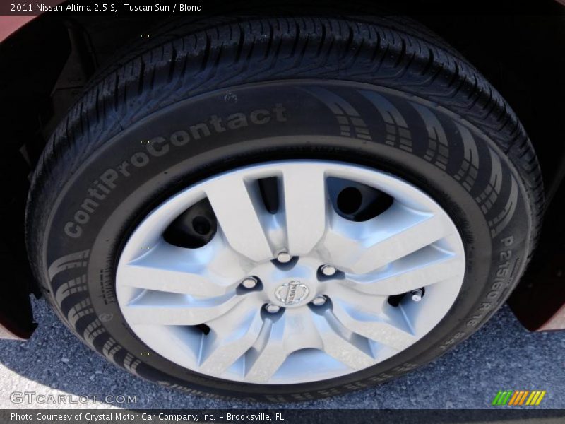 Tuscan Sun / Blond 2011 Nissan Altima 2.5 S