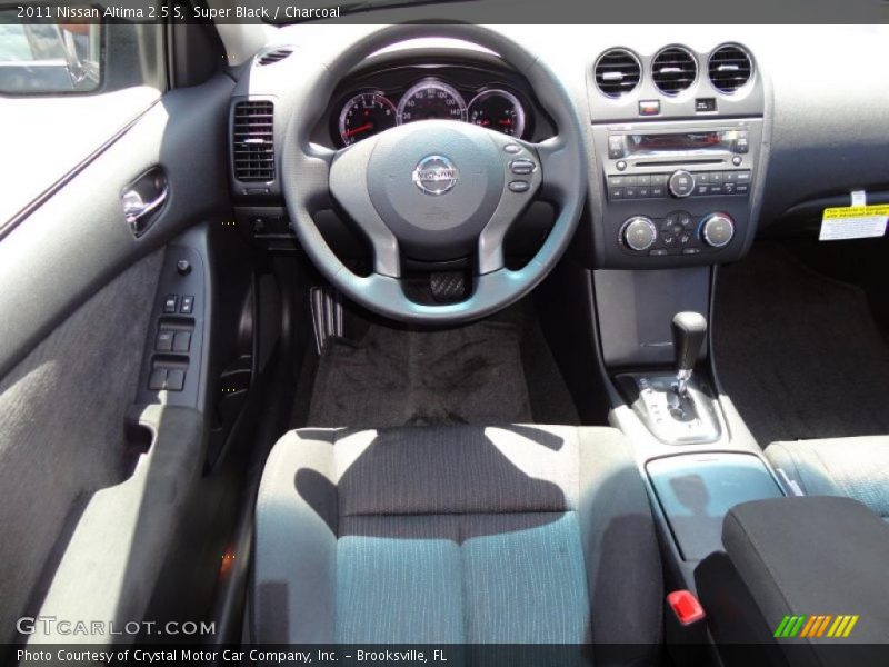 Super Black / Charcoal 2011 Nissan Altima 2.5 S