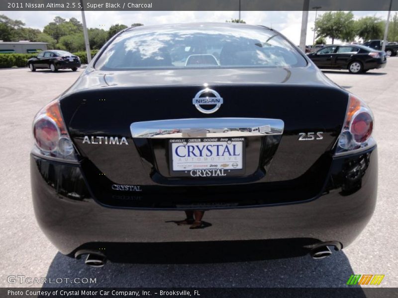 Super Black / Charcoal 2011 Nissan Altima 2.5 S