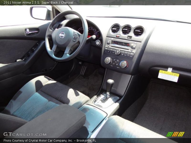 Super Black / Charcoal 2011 Nissan Altima 2.5 S
