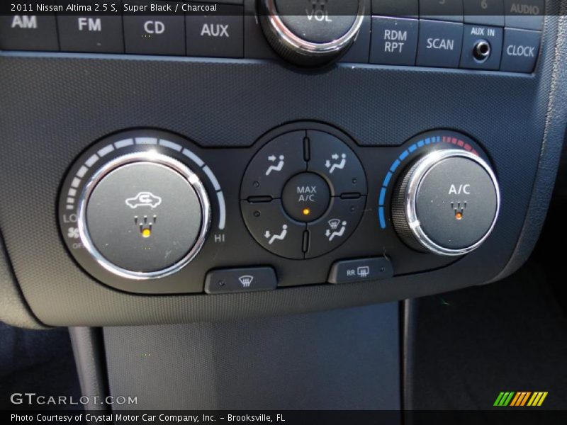 Super Black / Charcoal 2011 Nissan Altima 2.5 S