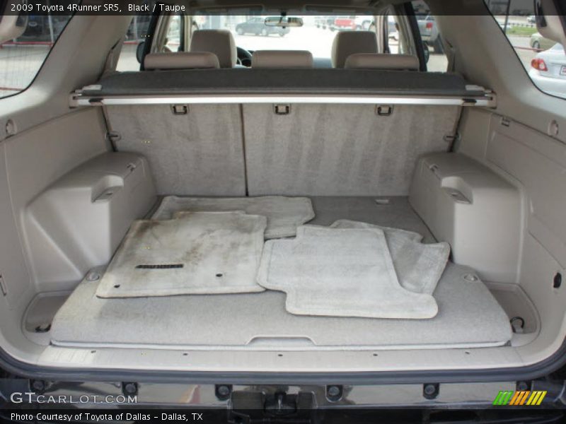 Black / Taupe 2009 Toyota 4Runner SR5