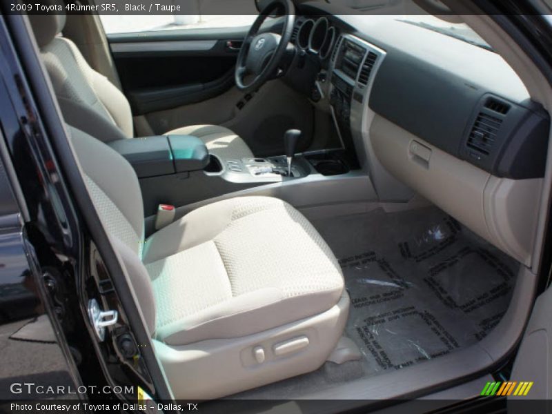 Black / Taupe 2009 Toyota 4Runner SR5