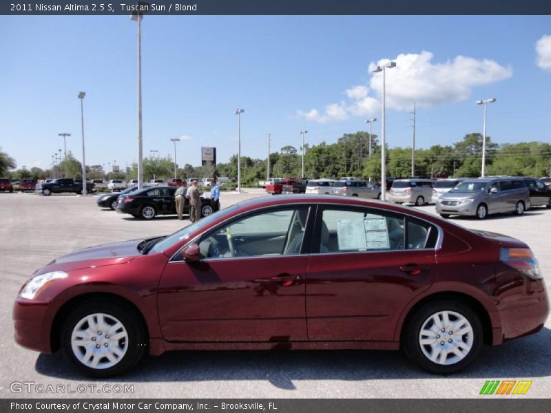 Tuscan Sun / Blond 2011 Nissan Altima 2.5 S