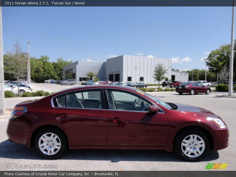 Tuscan Sun / Blond 2011 Nissan Altima 2.5 S