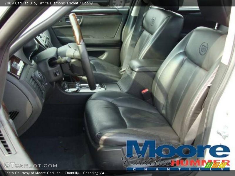 White Diamond Tricoat / Ebony 2009 Cadillac DTS