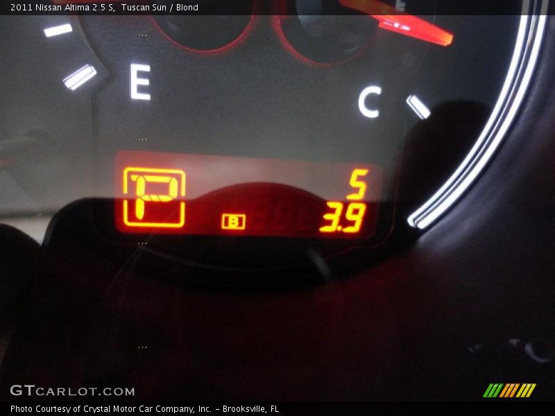 Tuscan Sun / Blond 2011 Nissan Altima 2.5 S