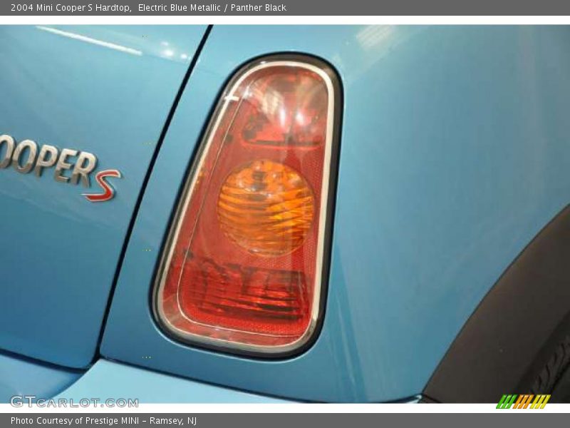 Electric Blue Metallic / Panther Black 2004 Mini Cooper S Hardtop