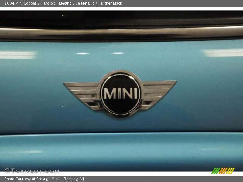 Electric Blue Metallic / Panther Black 2004 Mini Cooper S Hardtop