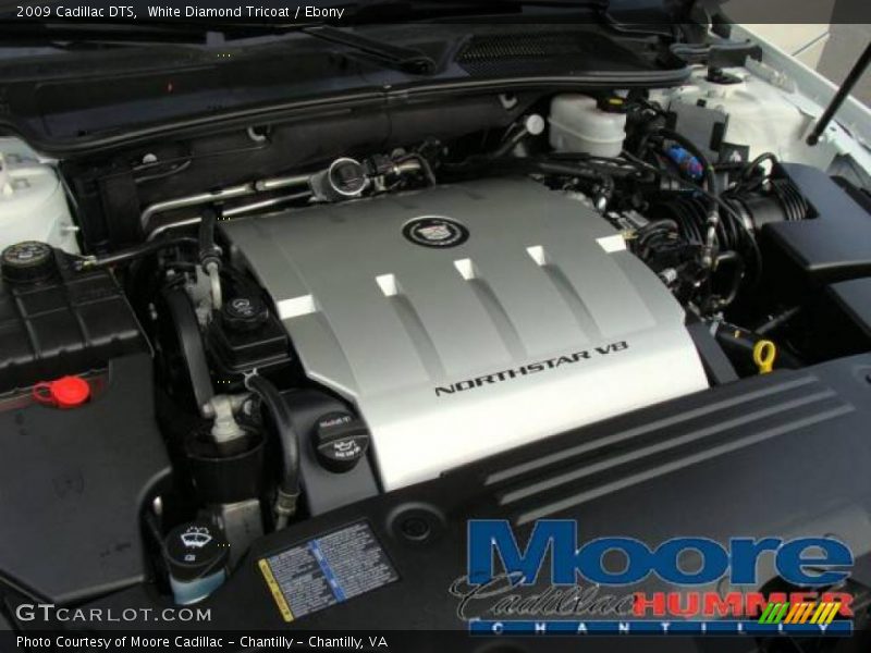 White Diamond Tricoat / Ebony 2009 Cadillac DTS