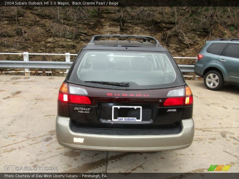 Black Granite Pearl / Beige 2004 Subaru Outback H6 3.0 Wagon