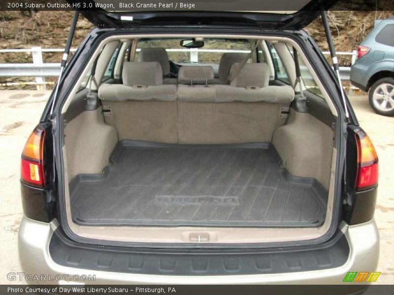 Black Granite Pearl / Beige 2004 Subaru Outback H6 3.0 Wagon