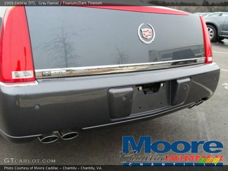 Gray Flannel / Titanium/Dark Titanium 2009 Cadillac DTS