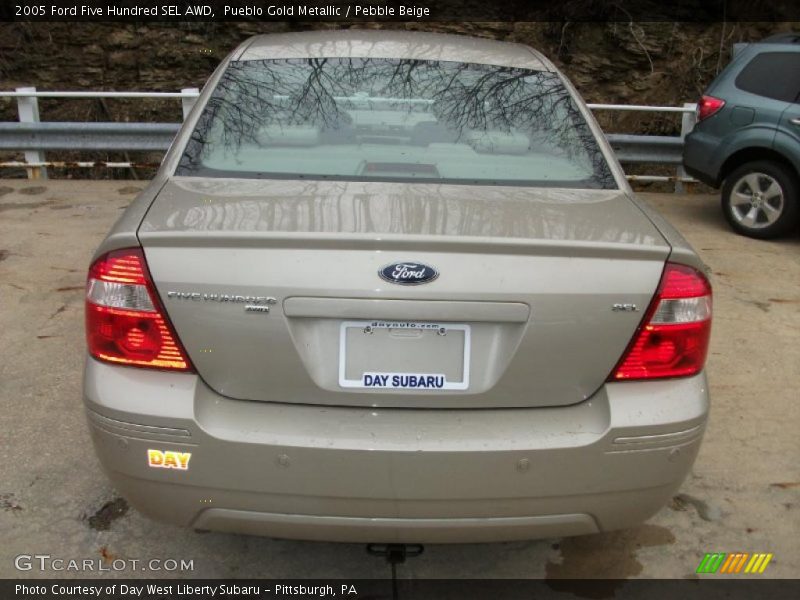 Pueblo Gold Metallic / Pebble Beige 2005 Ford Five Hundred SEL AWD