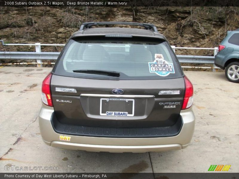 Deep Bronze Metallic / Warm Ivory 2008 Subaru Outback 2.5i Wagon