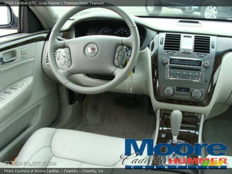 Gray Flannel / Titanium/Dark Titanium 2009 Cadillac DTS