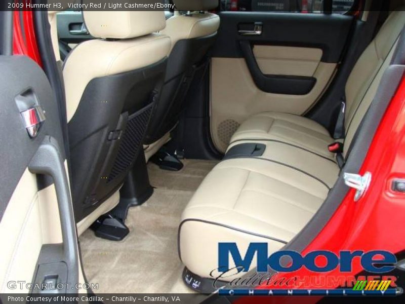 Victory Red / Light Cashmere/Ebony 2009 Hummer H3