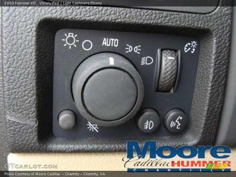 Victory Red / Light Cashmere/Ebony 2009 Hummer H3