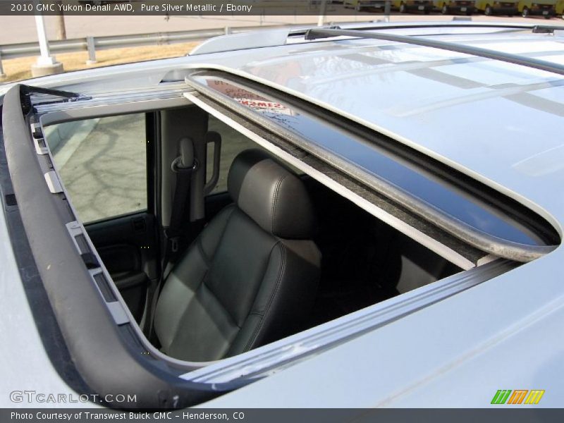 Pure Silver Metallic / Ebony 2010 GMC Yukon Denali AWD