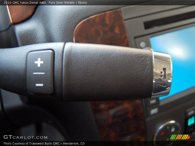 Pure Silver Metallic / Ebony 2010 GMC Yukon Denali AWD