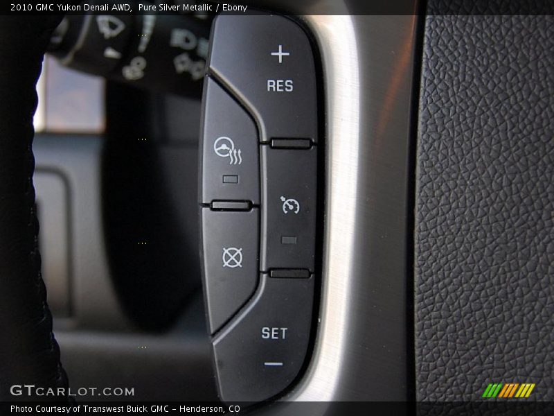 Pure Silver Metallic / Ebony 2010 GMC Yukon Denali AWD