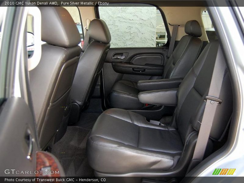 Pure Silver Metallic / Ebony 2010 GMC Yukon Denali AWD