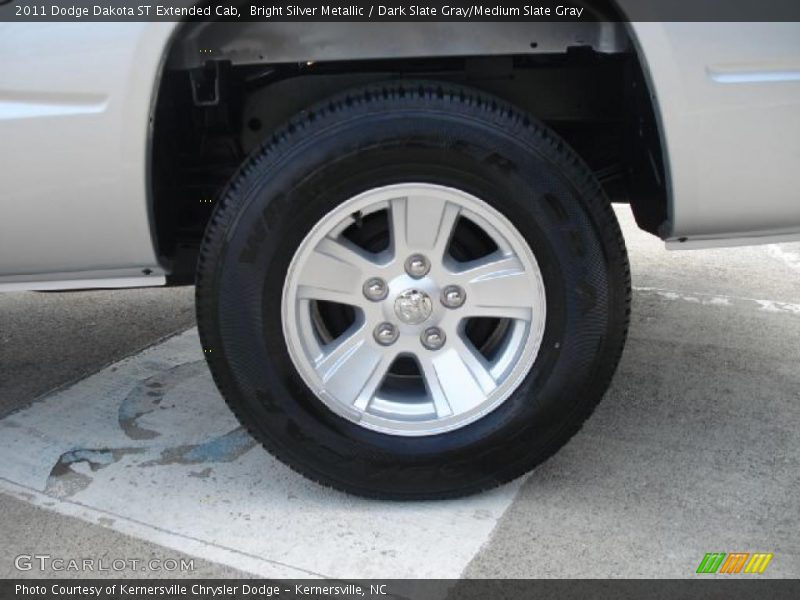 Bright Silver Metallic / Dark Slate Gray/Medium Slate Gray 2011 Dodge Dakota ST Extended Cab