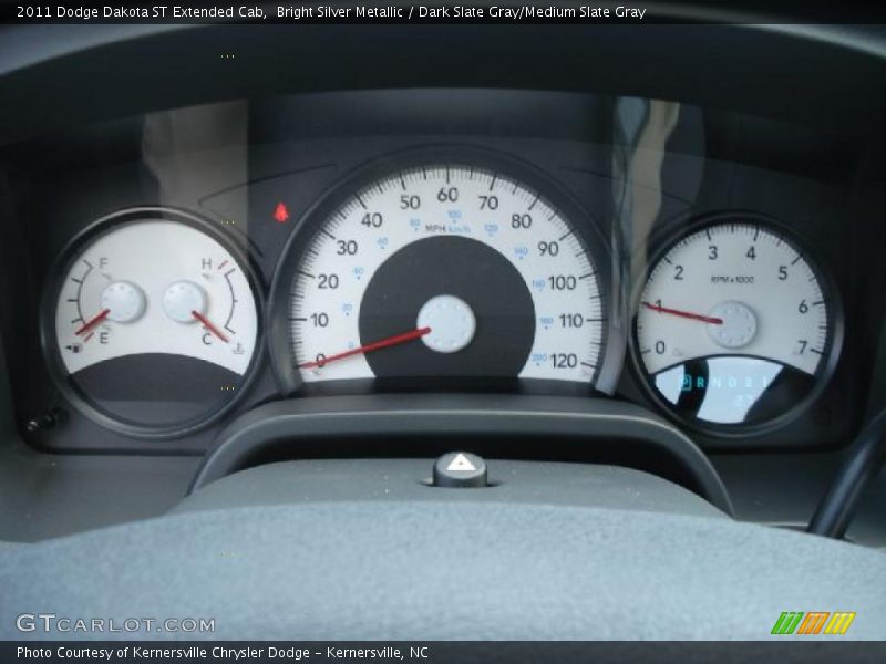 Bright Silver Metallic / Dark Slate Gray/Medium Slate Gray 2011 Dodge Dakota ST Extended Cab