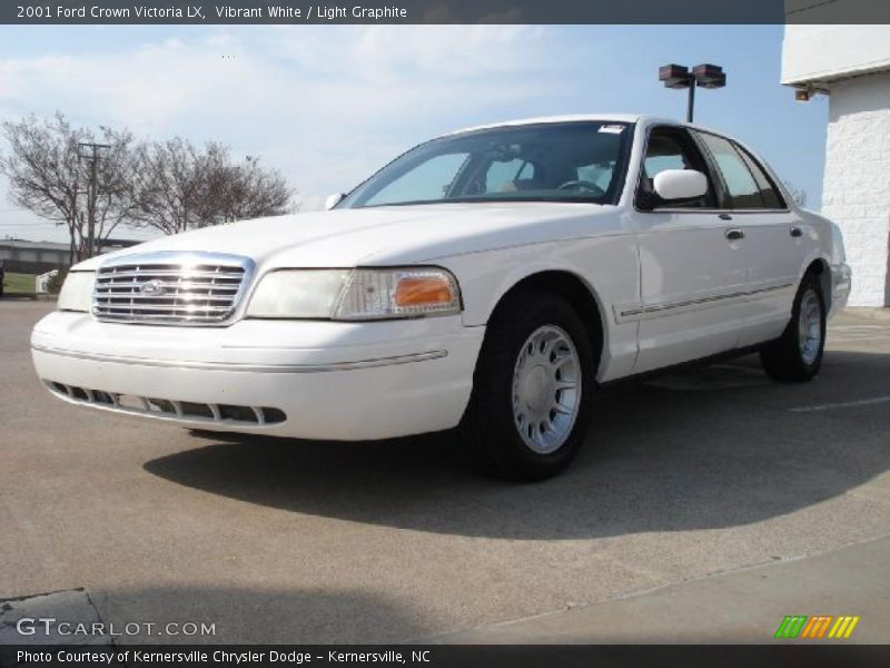 Vibrant White / Light Graphite 2001 Ford Crown Victoria LX