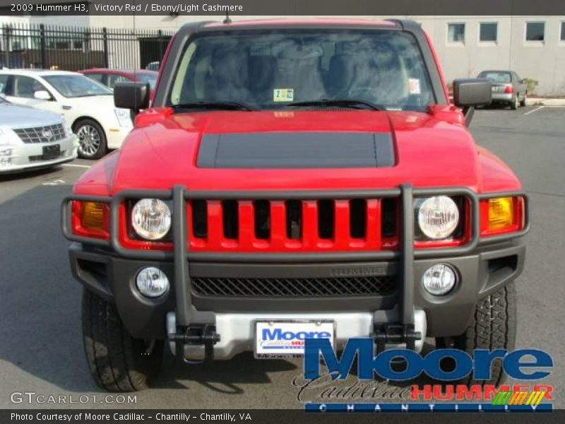 Victory Red / Ebony/Light Cashmere 2009 Hummer H3