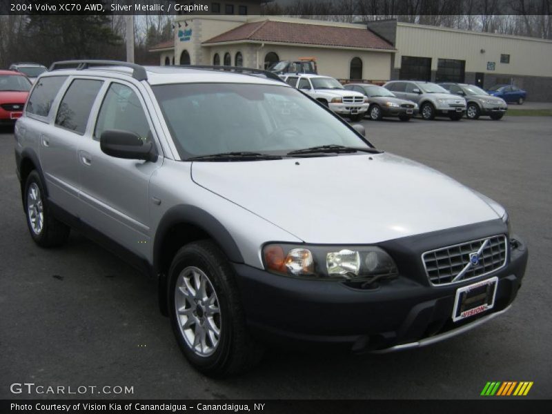 Silver Metallic / Graphite 2004 Volvo XC70 AWD