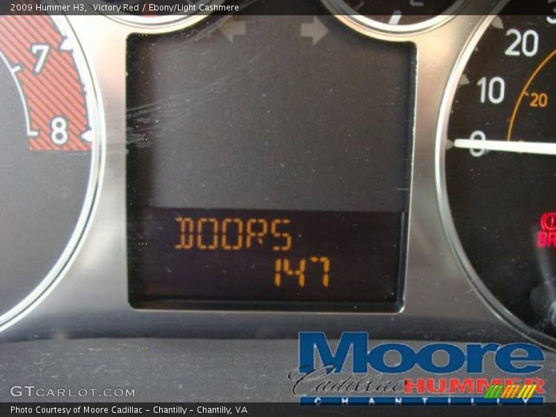 Victory Red / Ebony/Light Cashmere 2009 Hummer H3