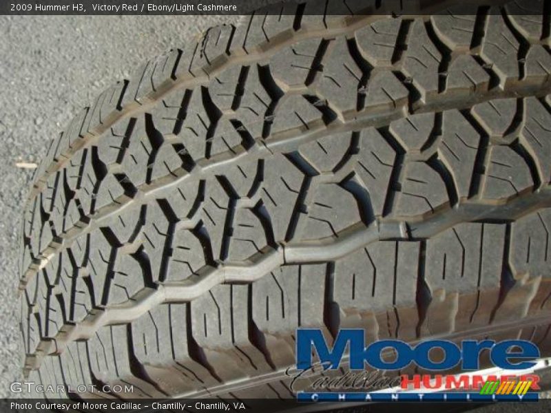 Victory Red / Ebony/Light Cashmere 2009 Hummer H3