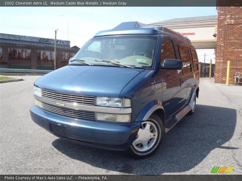 Medium Cadet Blue Metallic / Medium Gray 2002 Chevrolet Astro LS