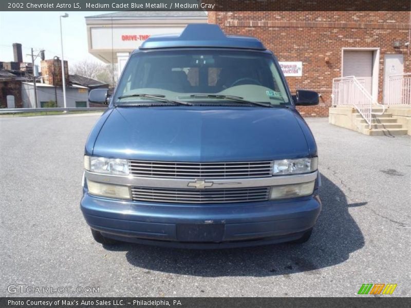 Medium Cadet Blue Metallic / Medium Gray 2002 Chevrolet Astro LS