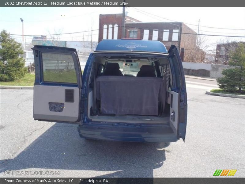 Medium Cadet Blue Metallic / Medium Gray 2002 Chevrolet Astro LS